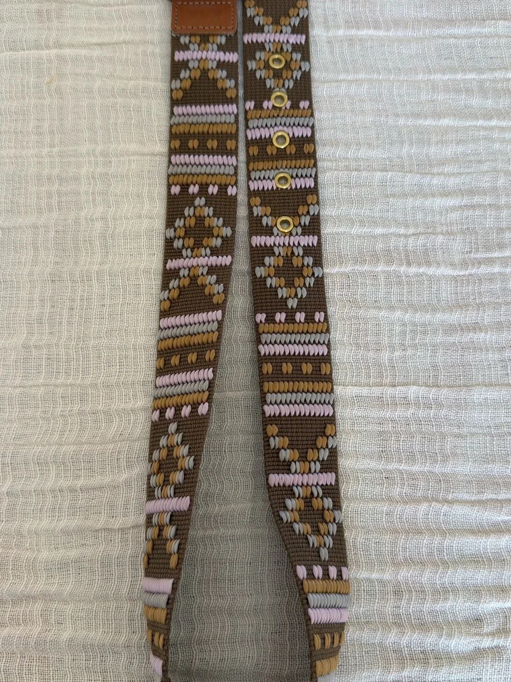 for your J.Crew belt. 🌵 J.Crew Bohemian Geo-Embroidered Web Belt – Size XS 🌸